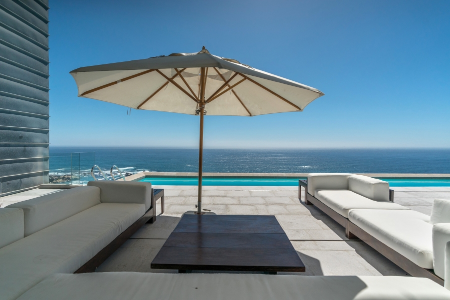 5 Bedroom Property for Sale in Clifton Western Cape